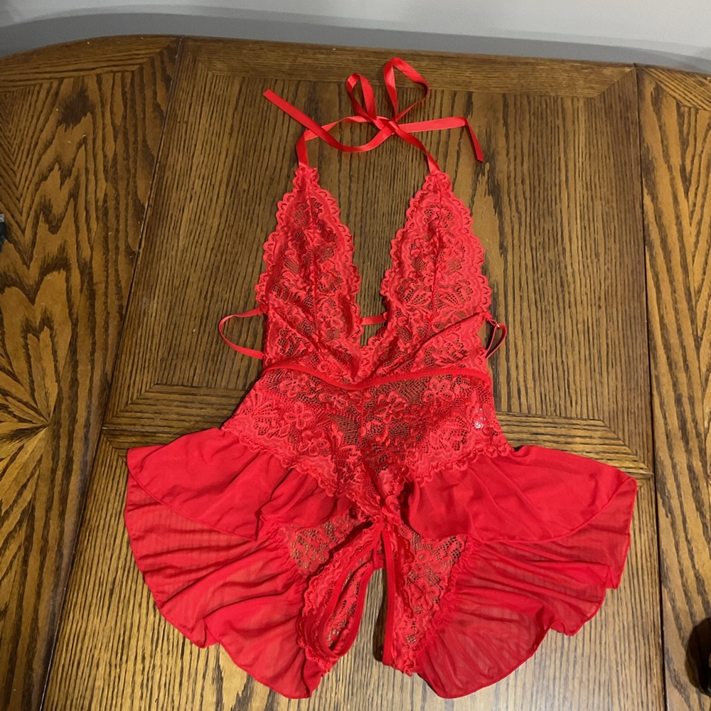 Elegant Red Lace Halter Open Crotch Lingerie Set